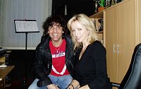 Kateřina Brožová a Hynek Tomm ve studiu zpívají nový duet